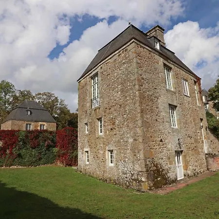 Maison Du Chapelain Avec Cheminee, Jardin Et Animaux Acceptes - Fr-1-497-54 * Rabodanges