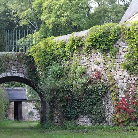 Maison Du Chapelain : Charme En Suisse Normande, Animaux Acceptes - Fr-1-497-54 Rabodanges