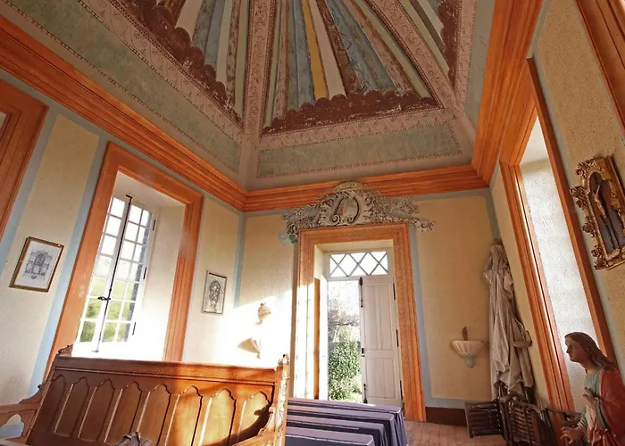 Semesterbostad Maison Du Chapelain : Charme En Suisse Normande, Animaux Acceptes - Fr-1-497-54 *