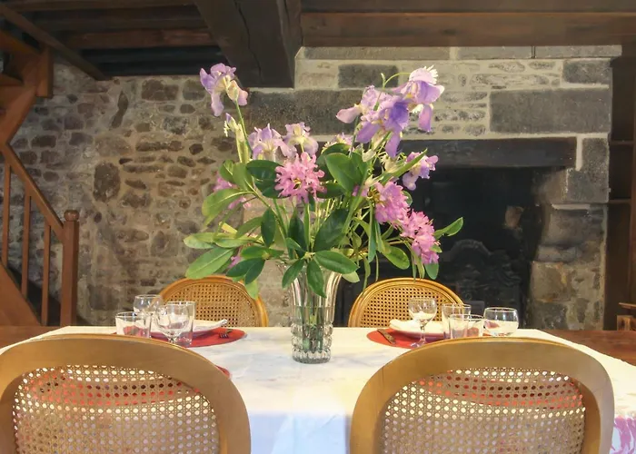 Maison Du Chapelain : Charme En Suisse Normande, Animaux Acceptes - Fr-1-497-54 Semesterbostad *